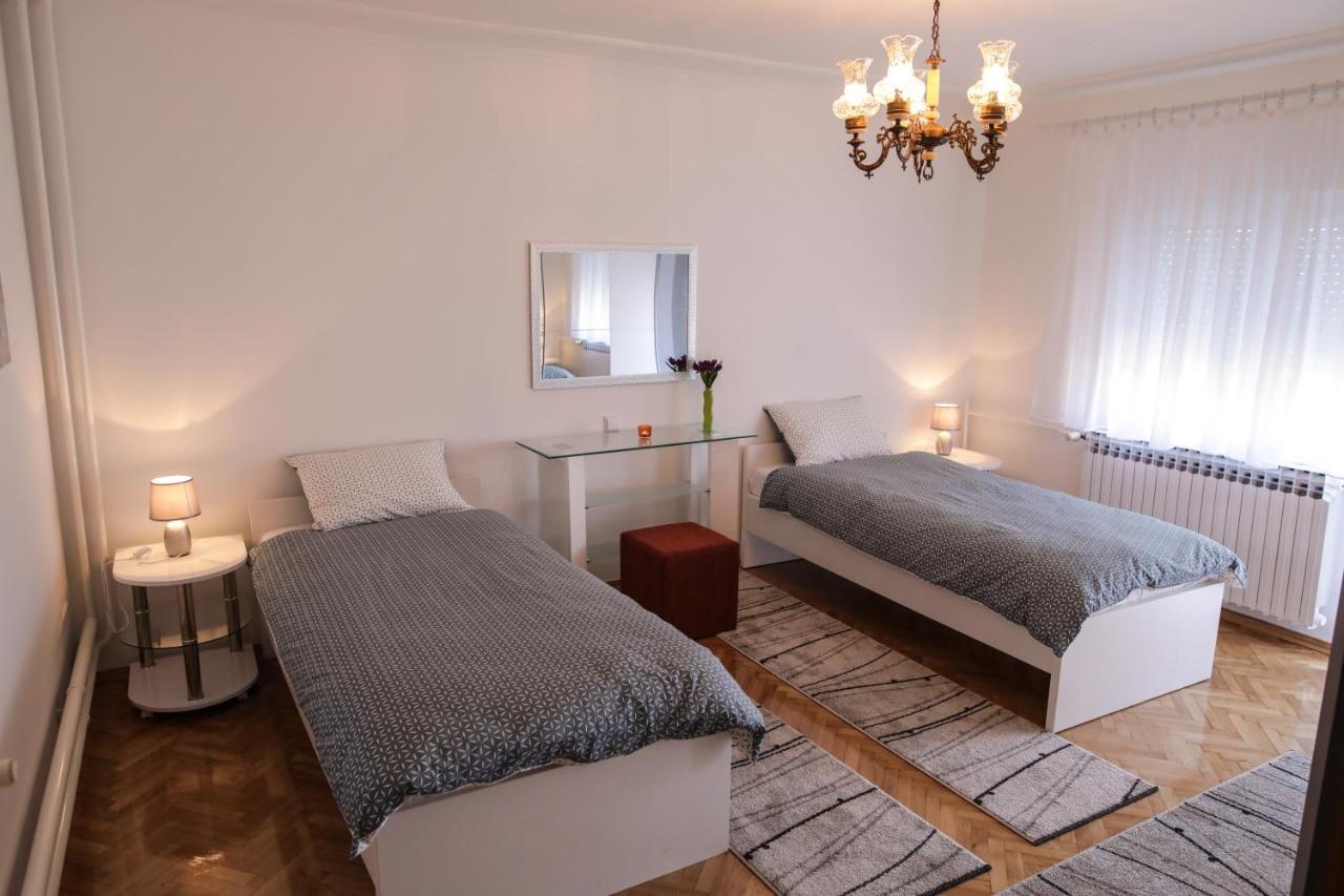 Apartman Kaya Apartment Dakovo Exterior photo